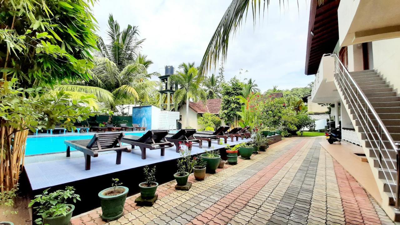 The Lodge Unawatuna Buitenkant foto